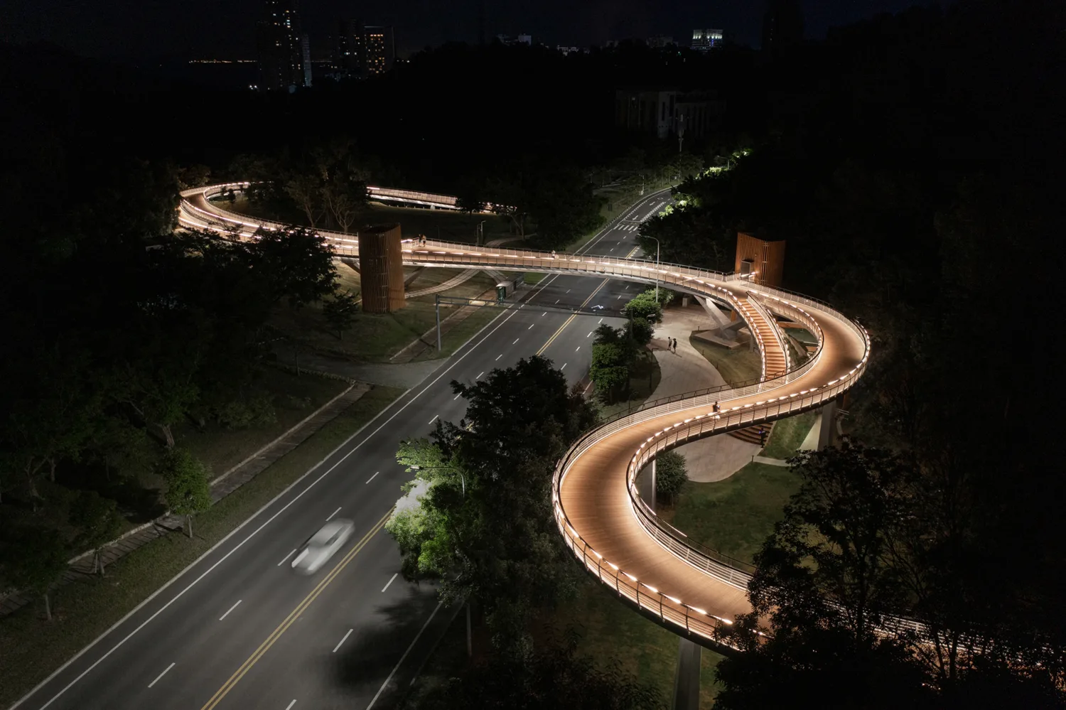 Zhuhai Ban Zhang Mountain Bridge at night with lighting